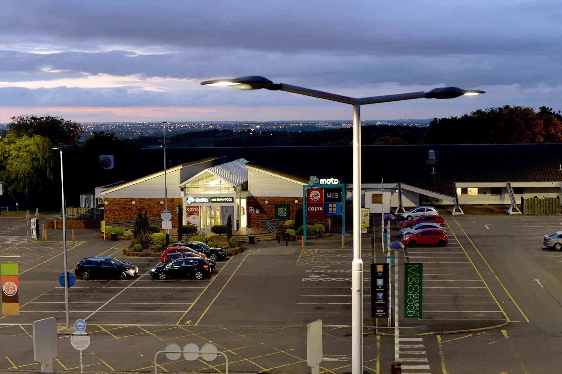 Energy-efficient Ampera luminaires provide a viable return on investment for this busy service station