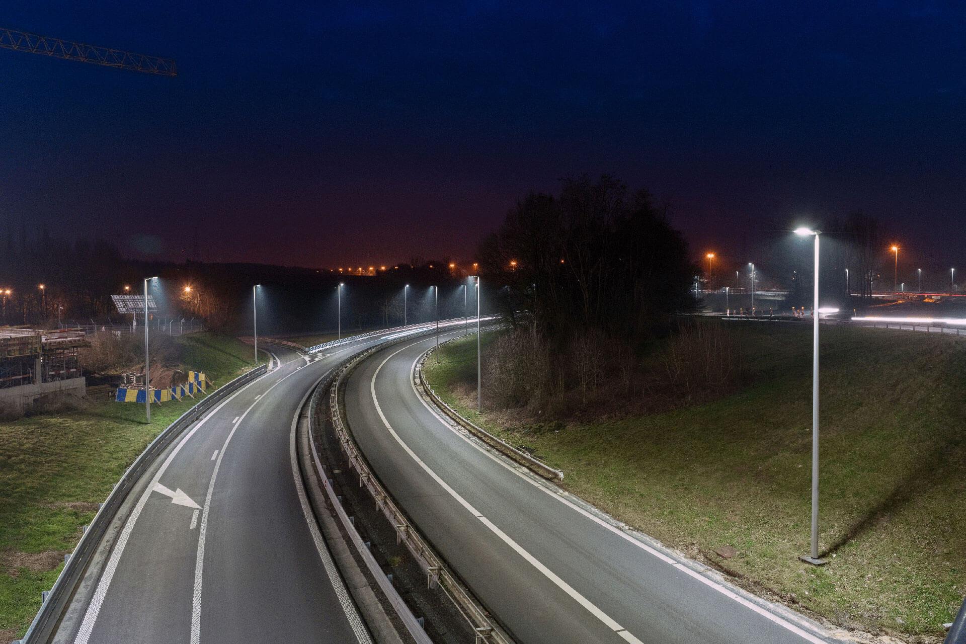 Ampera improves visibility with the best illuminance/consumption ratio on Daussoulx interchange in Belgium